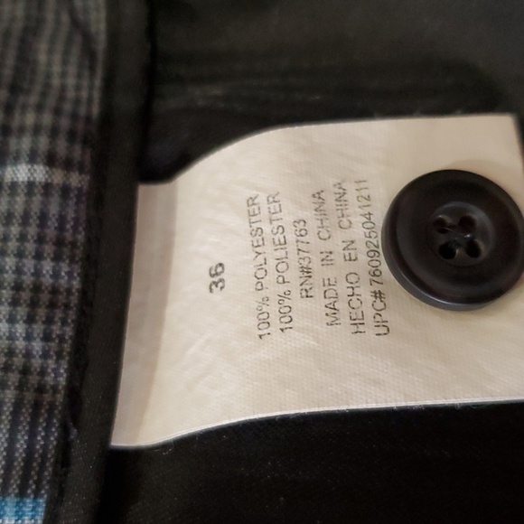 Gray plaid fly front shorts 36 inseam 9.5 Side pockets - Picture 3 of 4